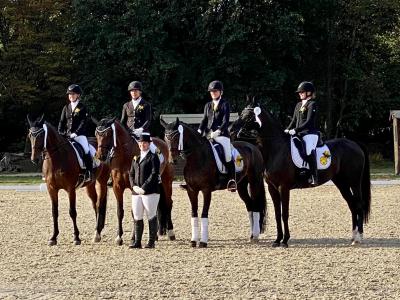 Quadrille des Kreisverbandes Krefeld beim Landesturnier auf dem dritten Platz